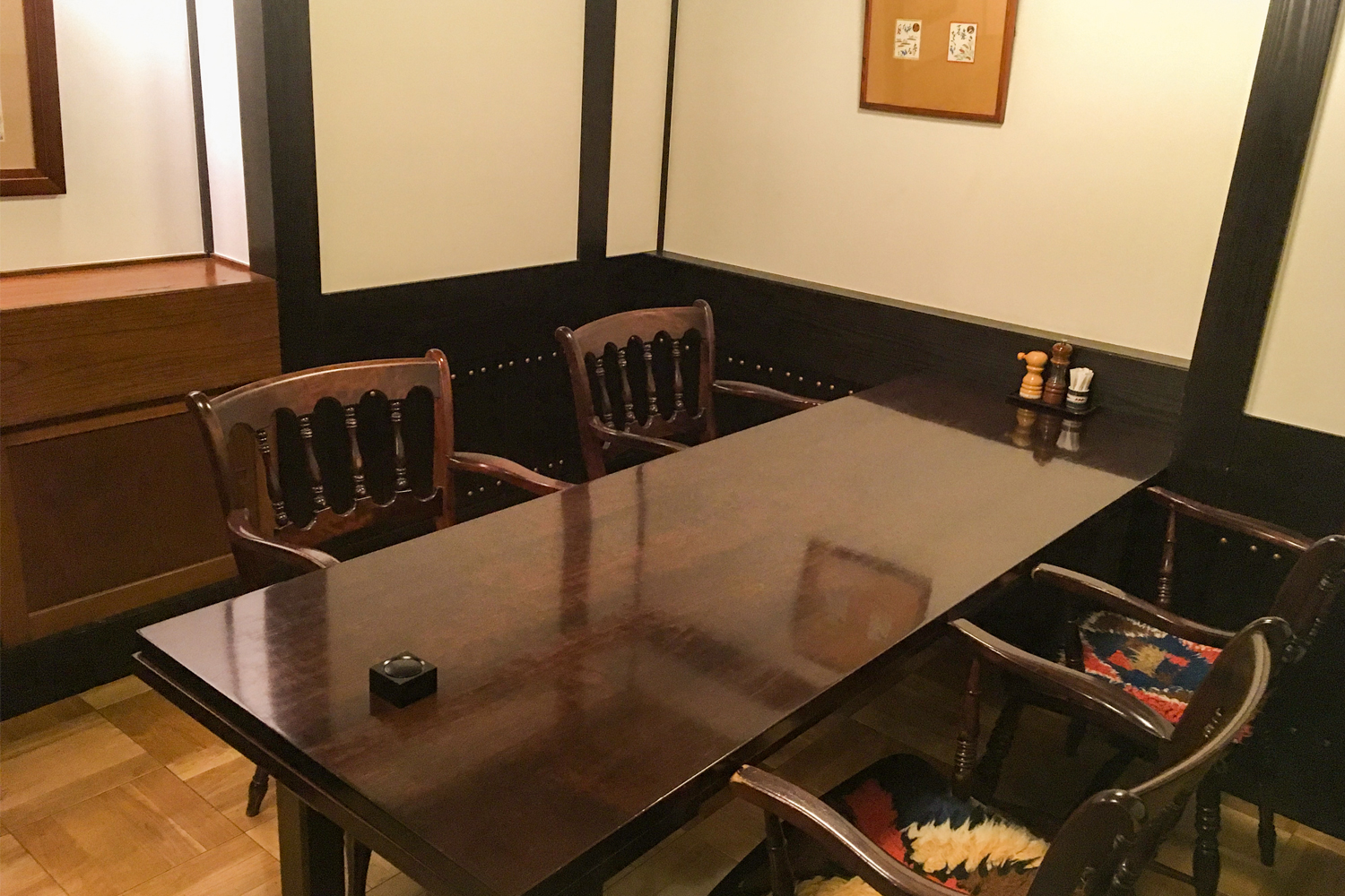 テーブル個室【4番】4名様