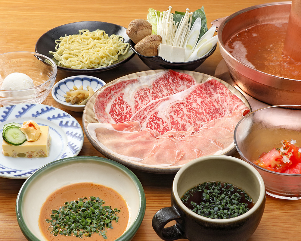 A4等級黒毛和牛ロースと豚ロース