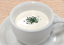 期間限定 冷たいジャガイモのスープ